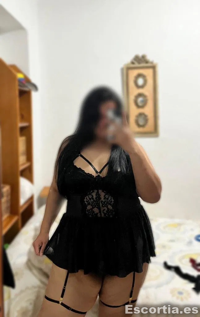 Anita escort Pamplona
