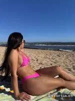 Laura photo 6