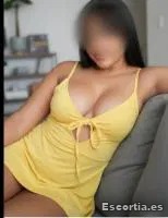 Abril H photo 4