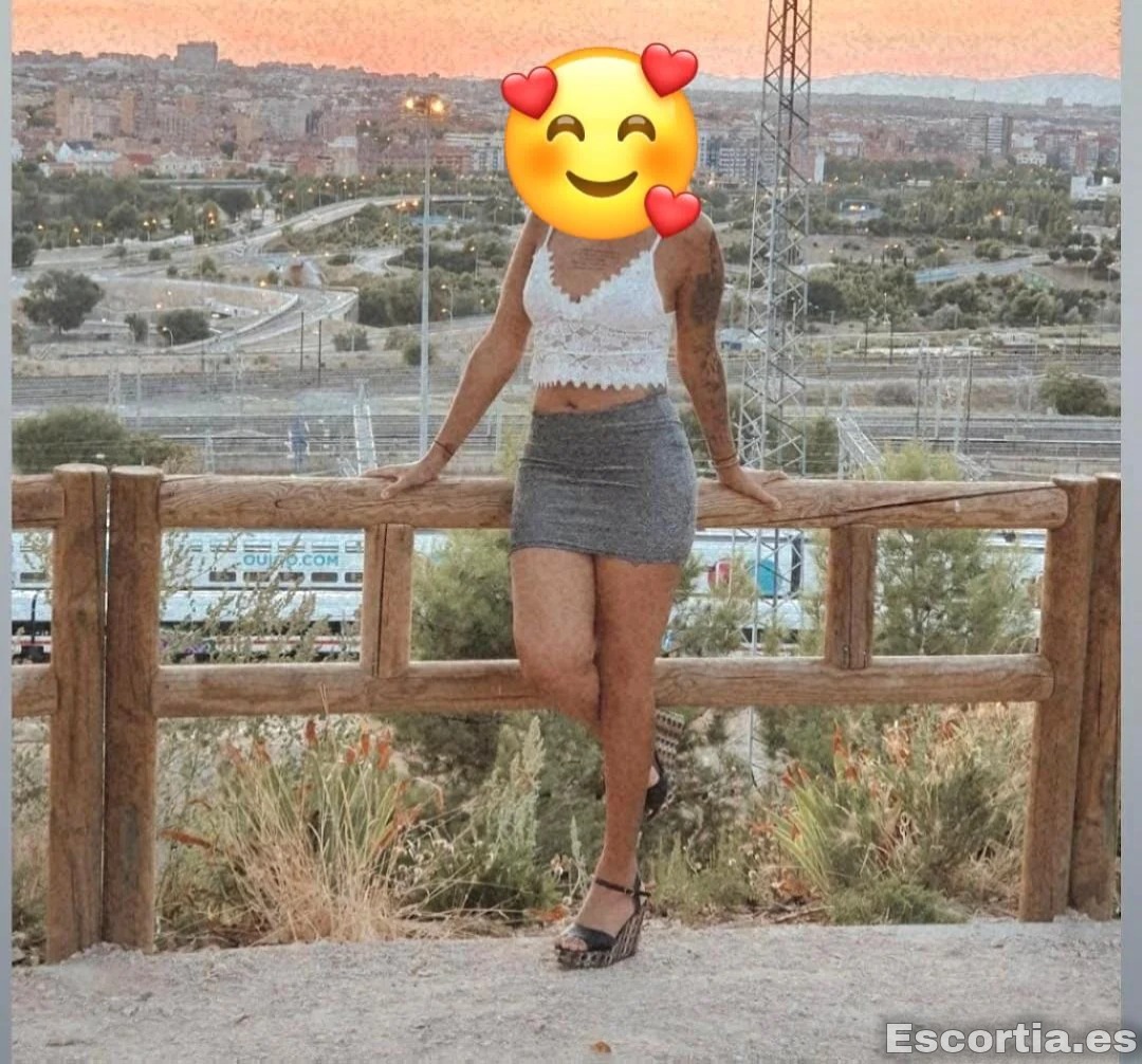 Señorita 24 photo 3