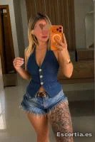 Alison photo 4