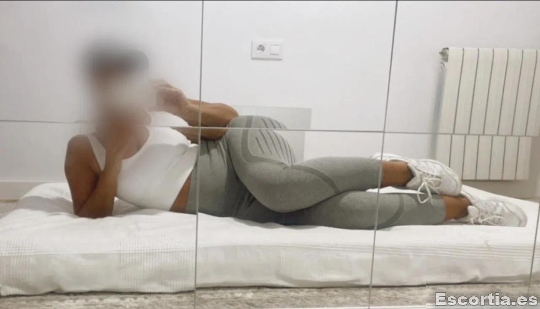 Señorita 50 photo 3