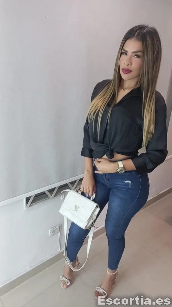 Camila escort Sevilla