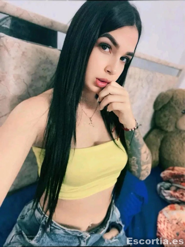 Alejandra photo 7
