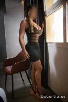 Mia photo 4