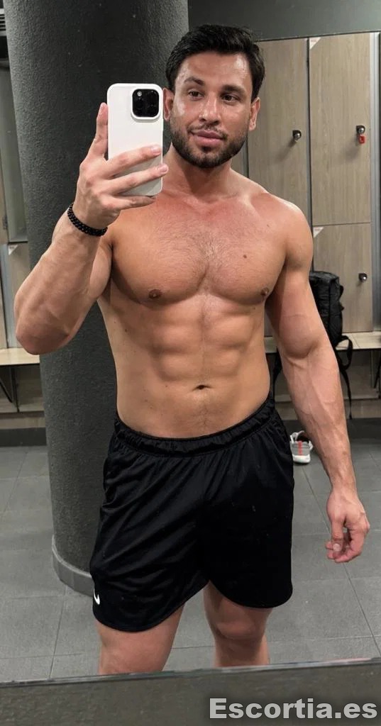 Gabriel escort Madrid