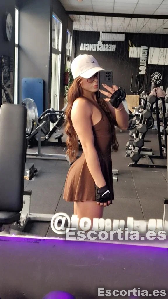 Ari photo 3