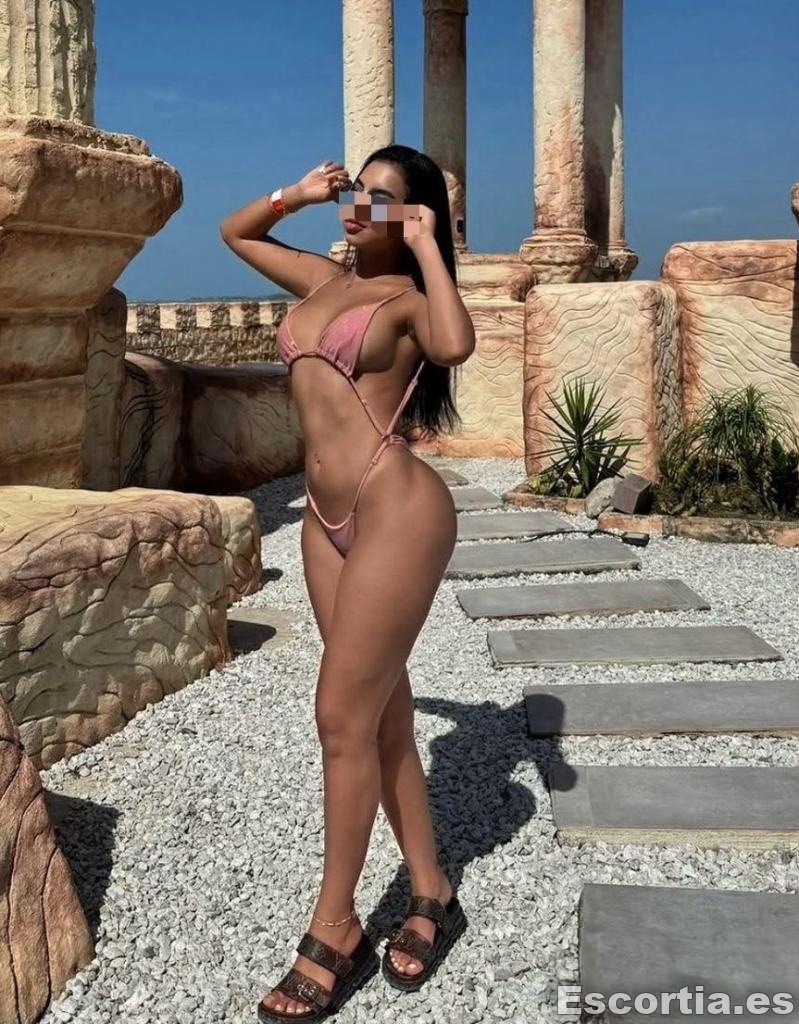 Isabella escort Girona