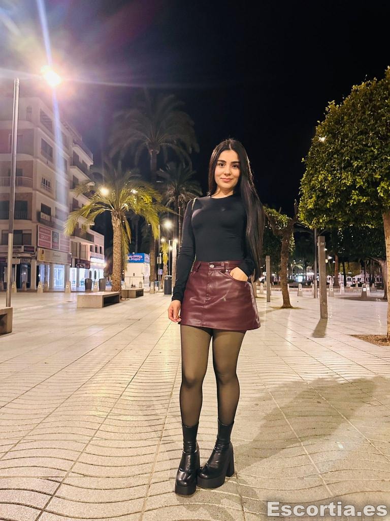 Alejandra photo 7
