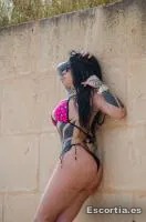 Mía Dolls photo 2