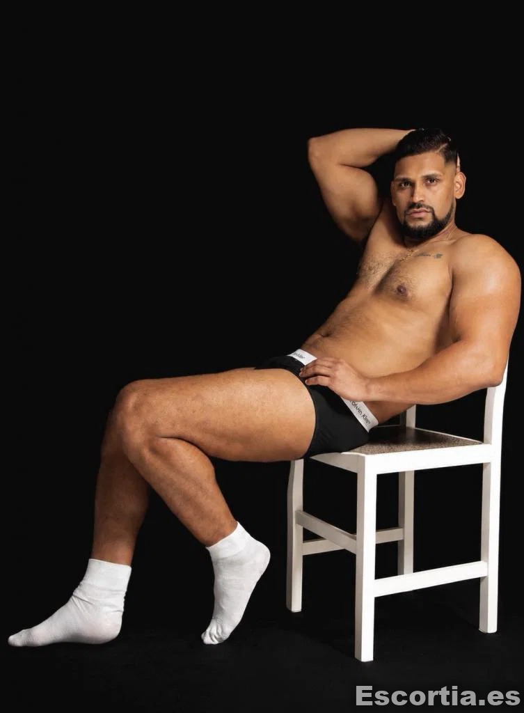 Latino escort Madrid