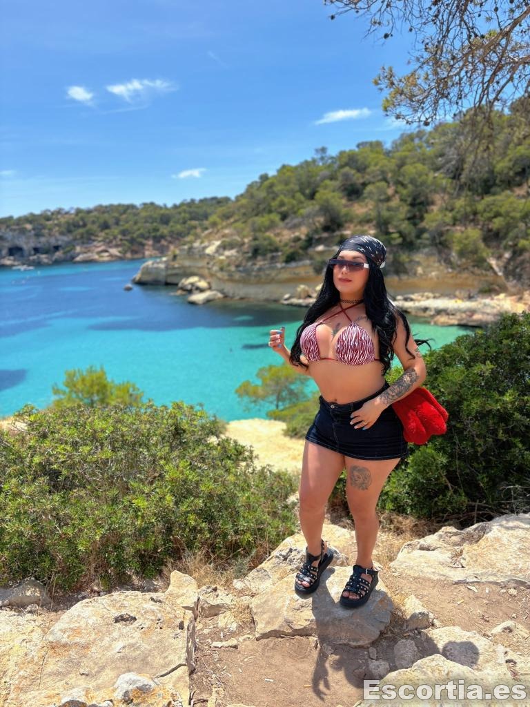 Catalina photo 3