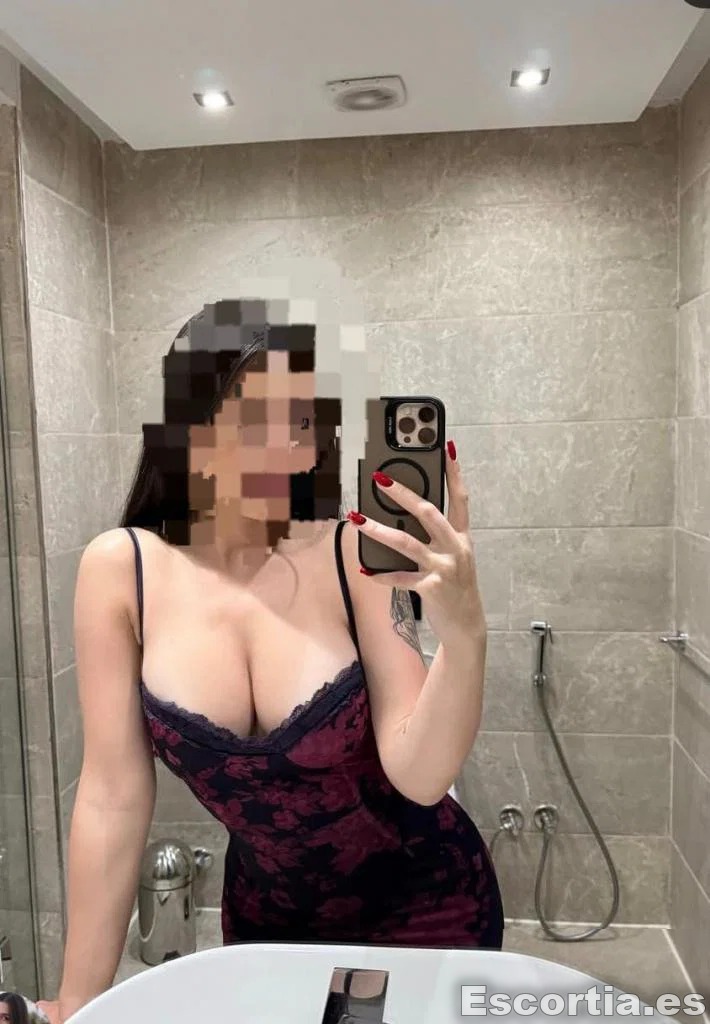 Yani escort Albacete