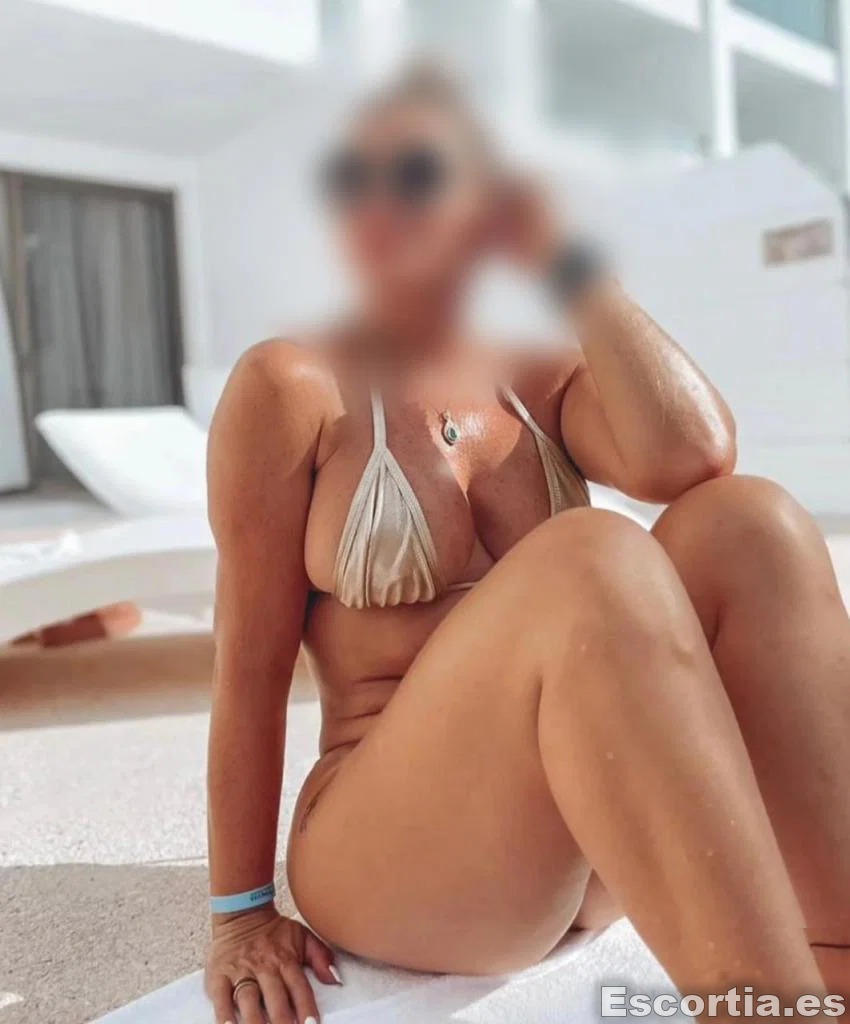 Esmeralda escort Barcelona