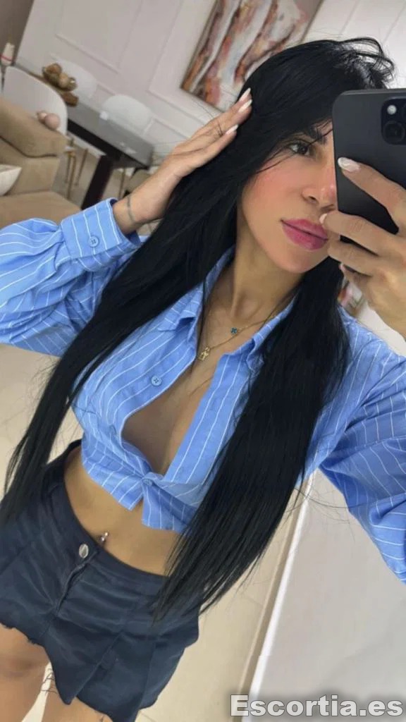 Kamila photo 3