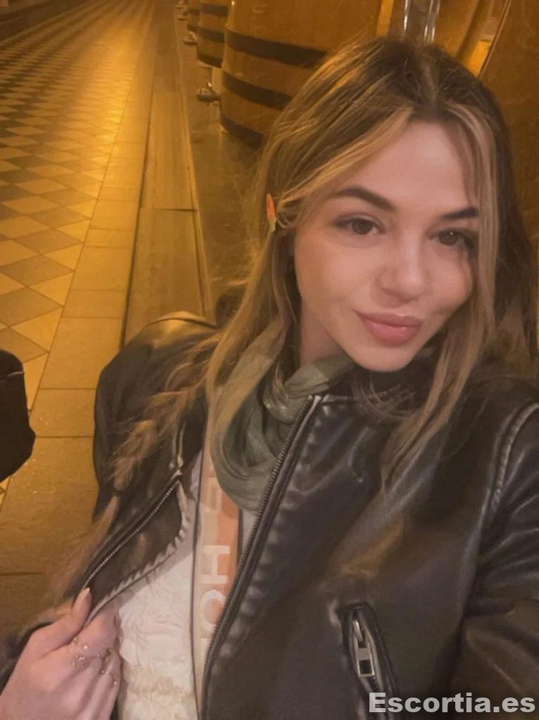 Lorena photo 5