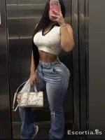 Manuela photo 4