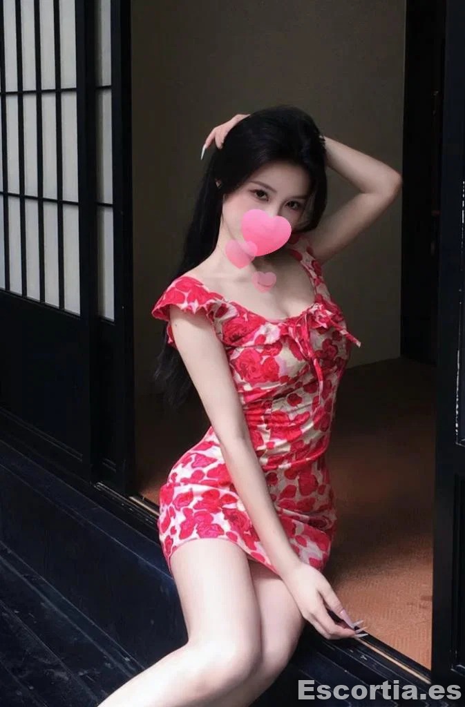 Yingzi escort Barcelona
