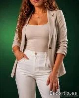 Mia photo 6
