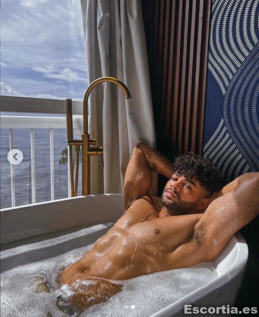Giovanni photo 3