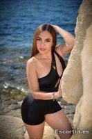 Mia photo 6