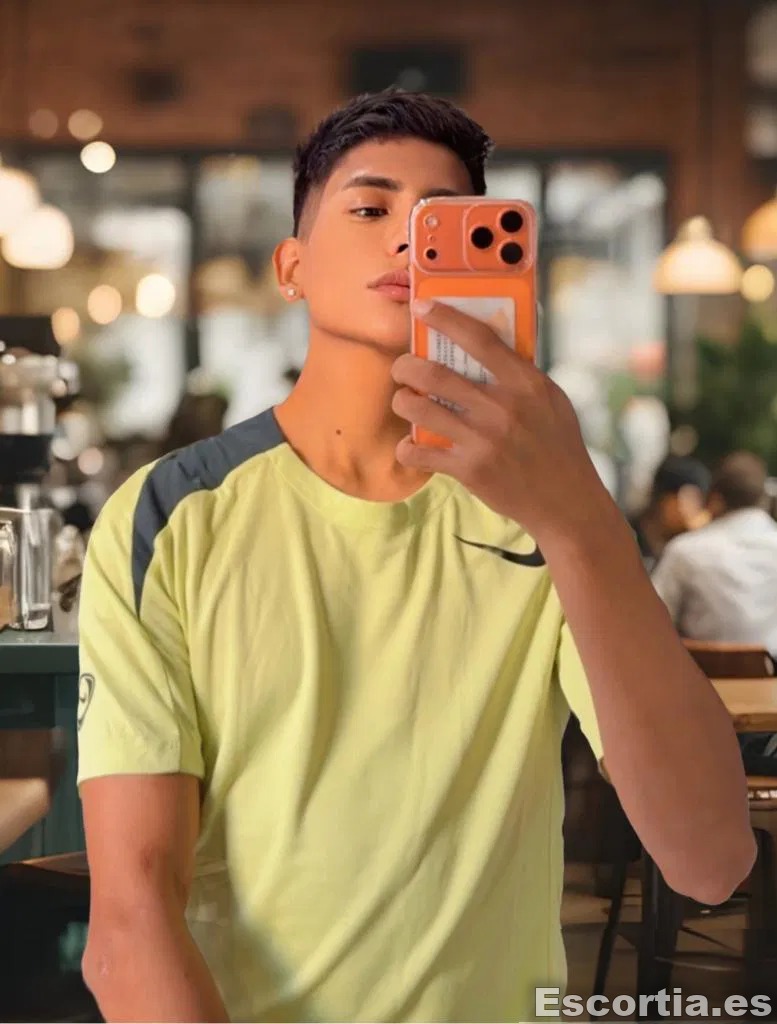 Dashiel escort Madrid