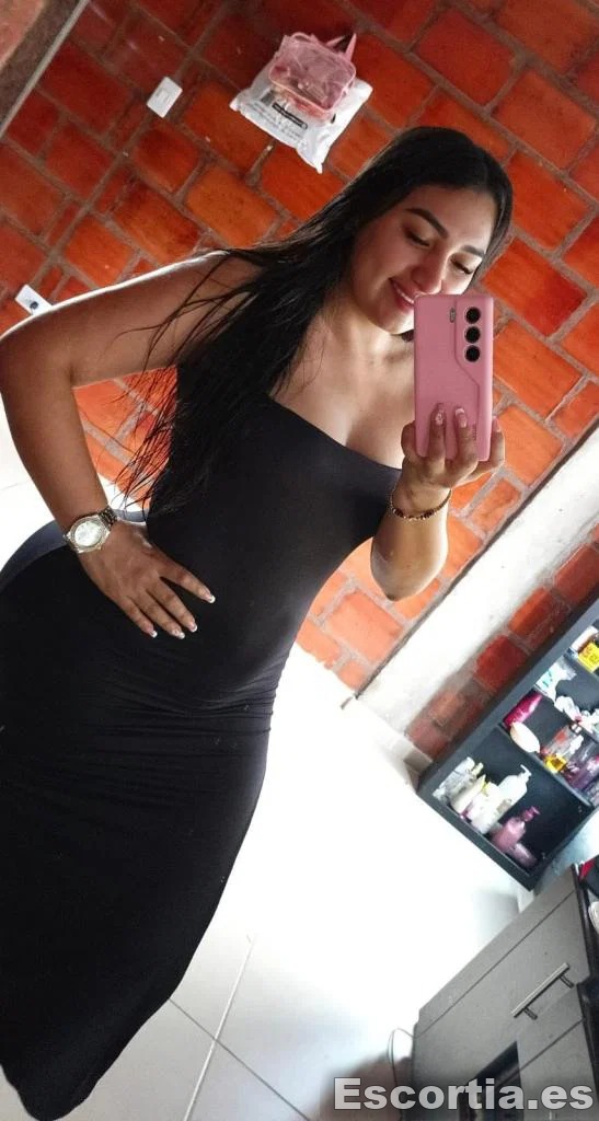 Alejandra photo 3