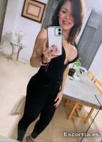 Esther photo 6
