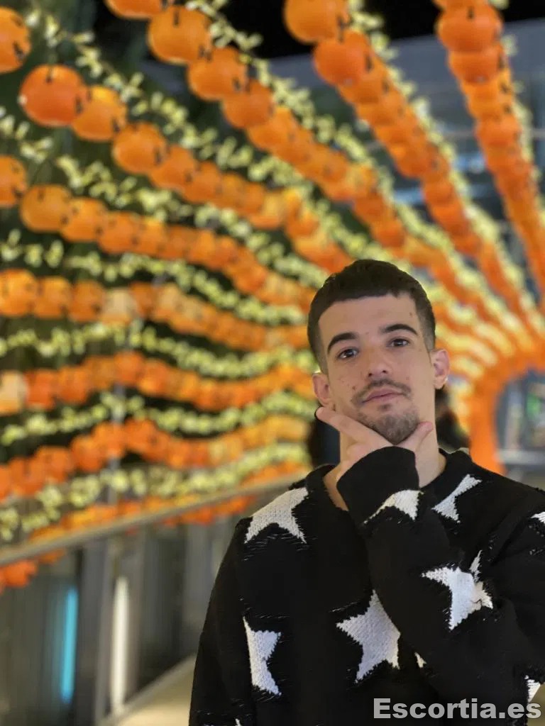 Lorenzo escort Zaragoza