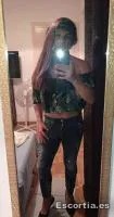 Camila photo 4