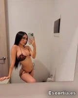Andrea photo 6