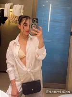Lara photo 6
