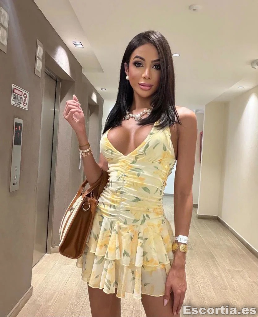 Alexandra escort Eivissa