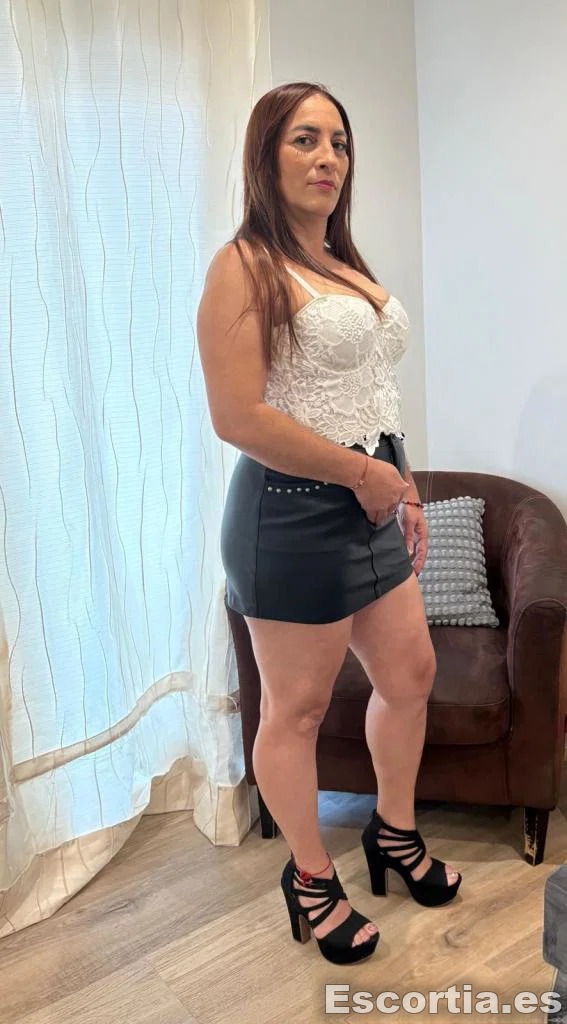 Samanta photo 10