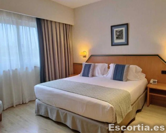 Puta escort Eivissa