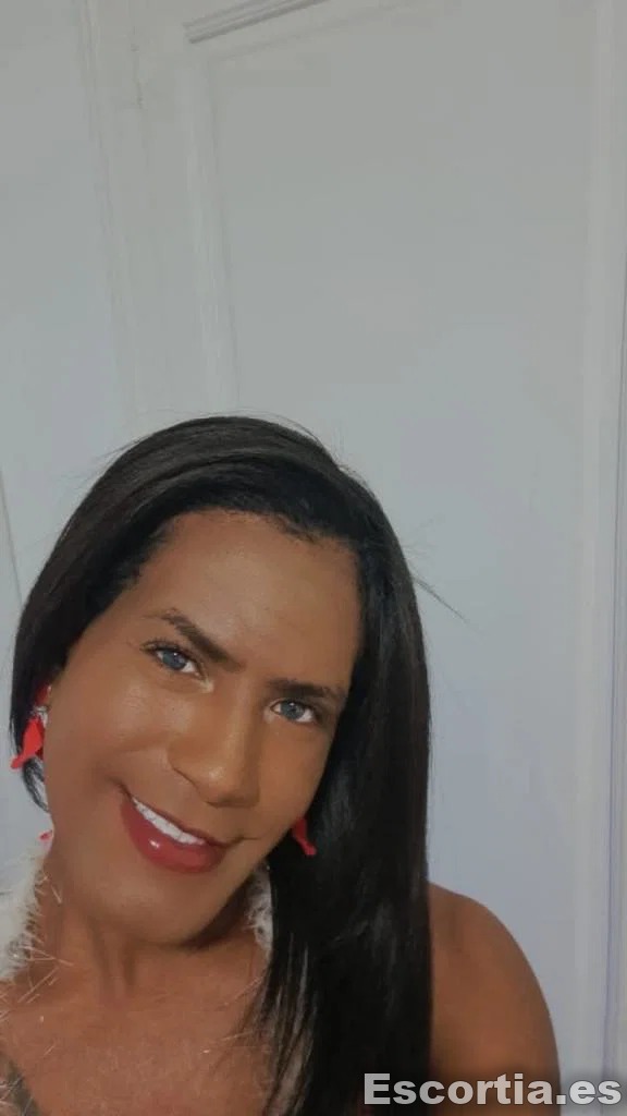 Pamela photo 5