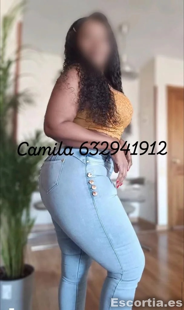 Camila photo 5
