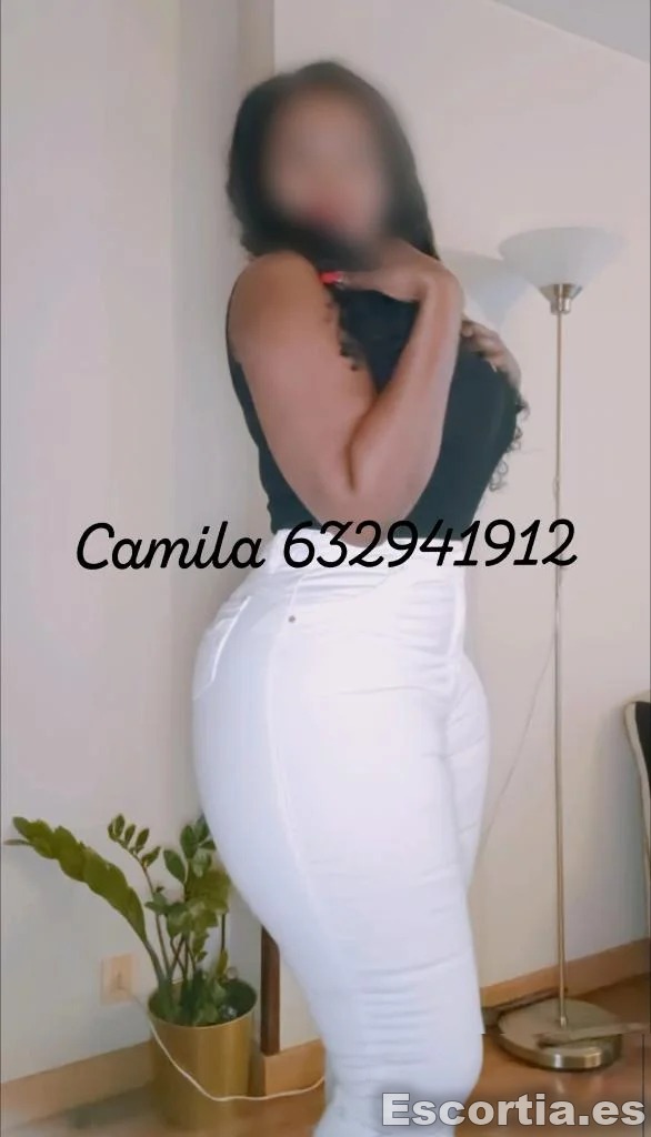 Camila photo 7