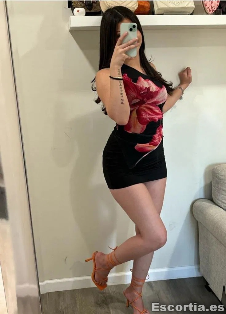 Monica photo 7