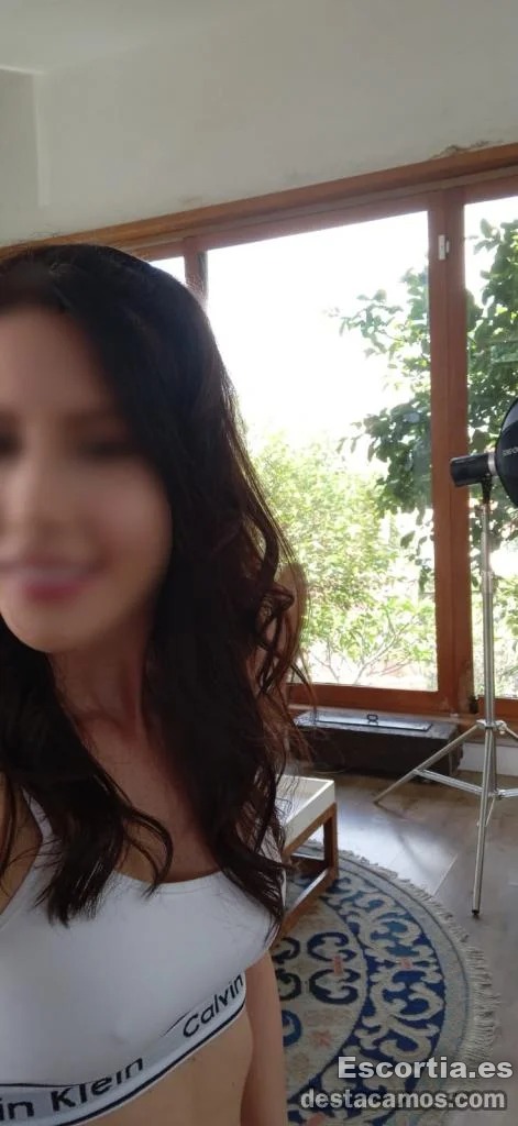 Julia photo 3