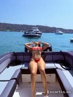 Alana photo 10