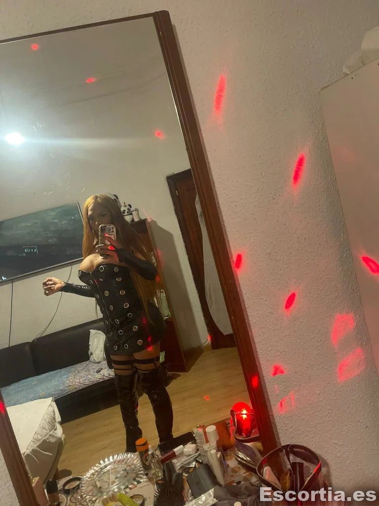 Alexandra photo 7