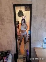Lara photo 6