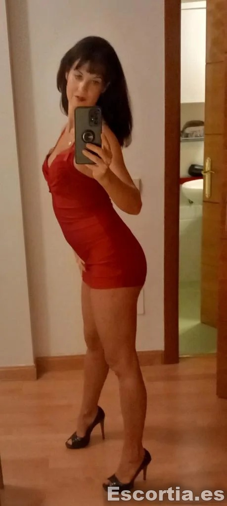 Raquel photo 3