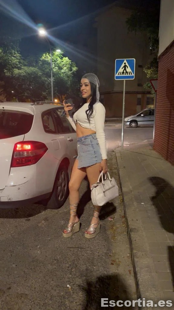 Sara photo 3
