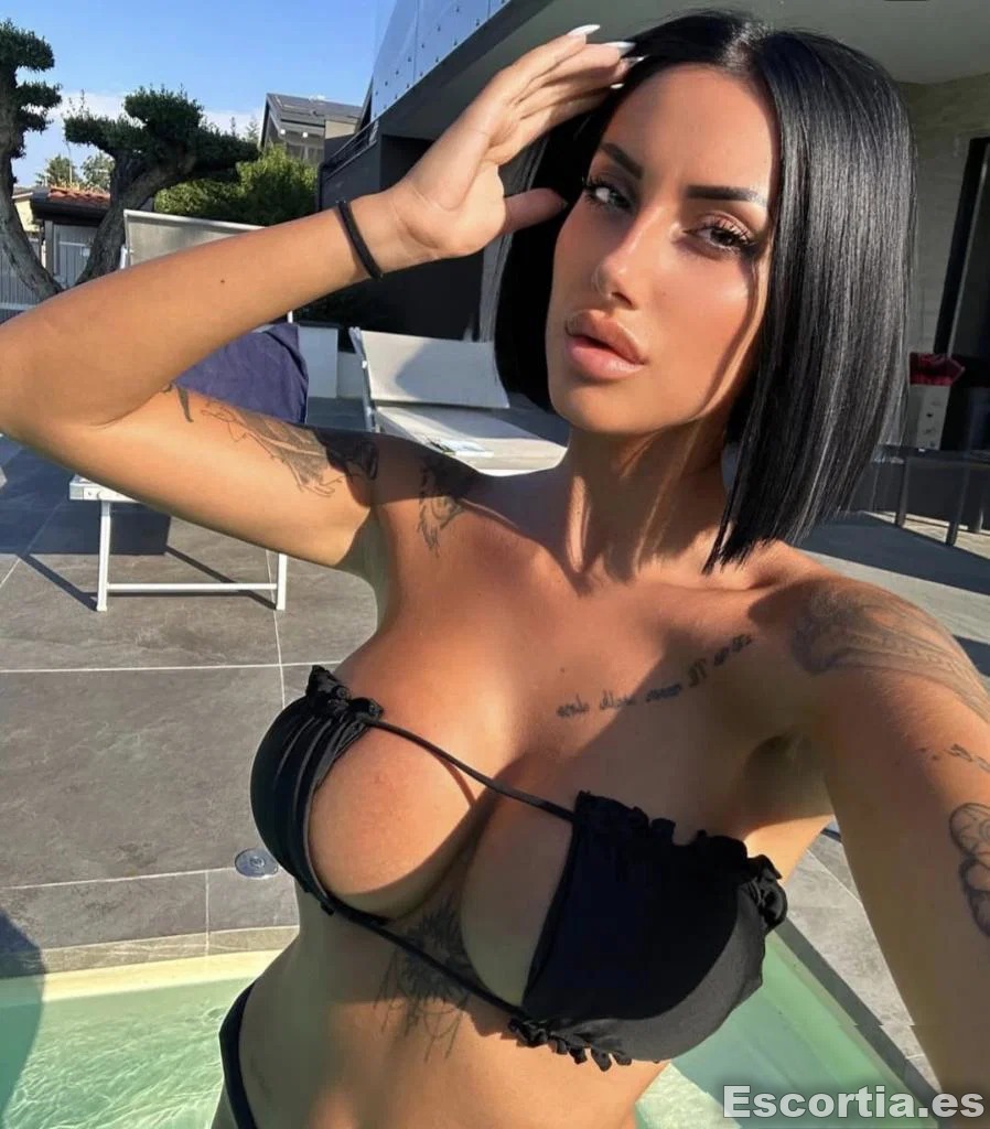 Monica photo 3
