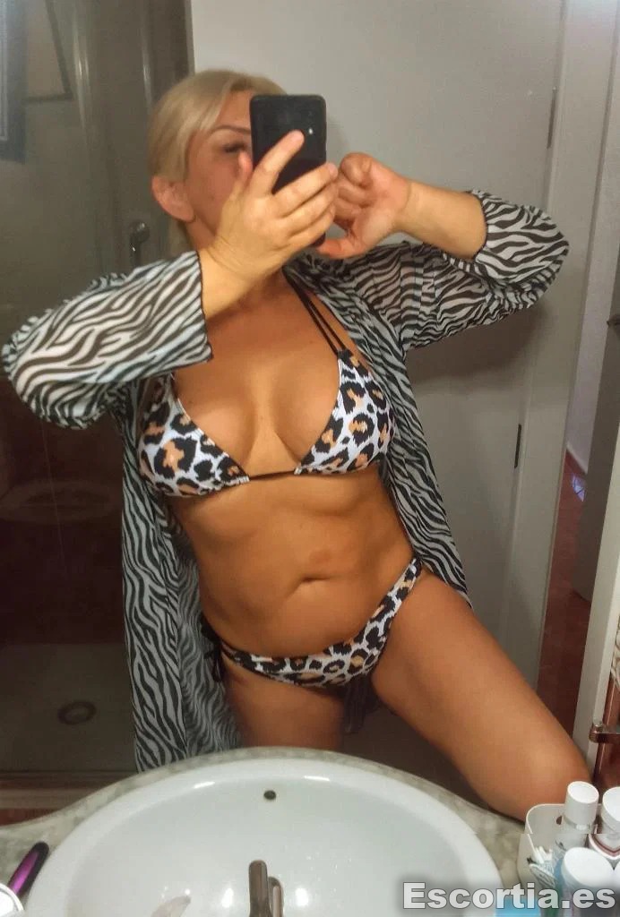 Victoria escort Alicante