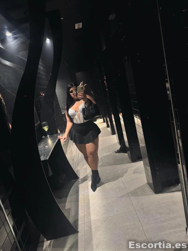 Valentina photo 5