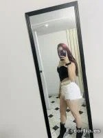 Camila photo 8