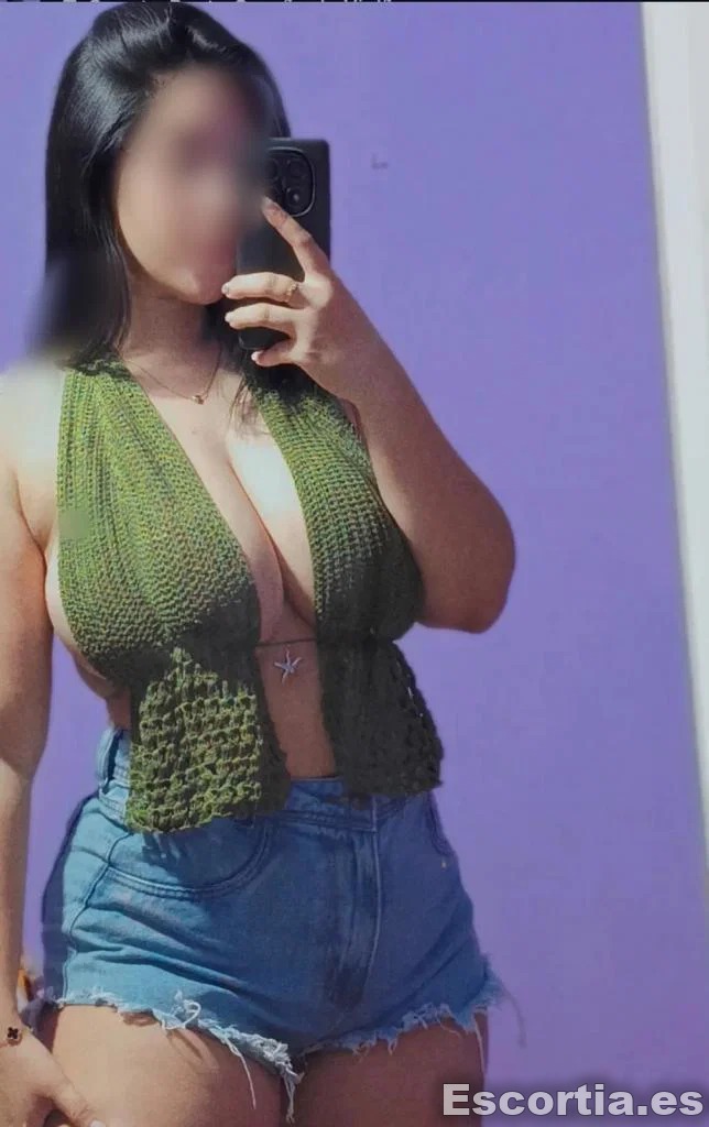 Luciana photo 3